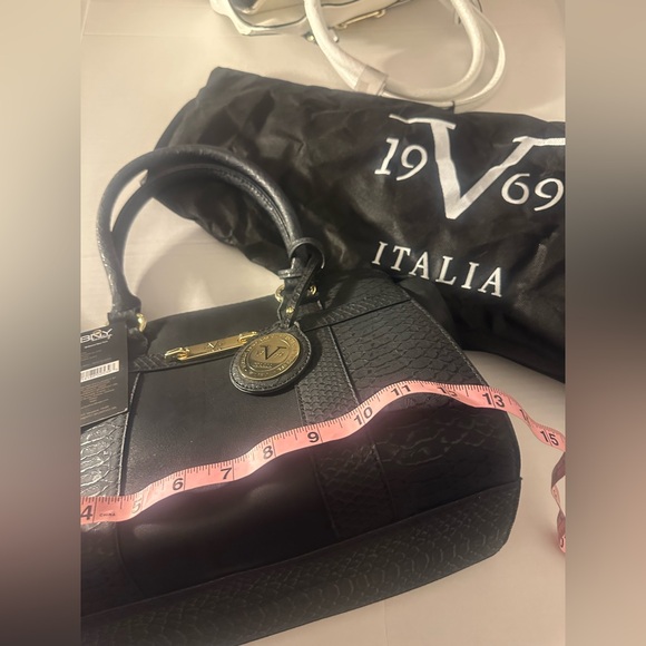 Versace 1968 willow tote nwt and shoulder strap too dust bag! - Picture 6 of 16